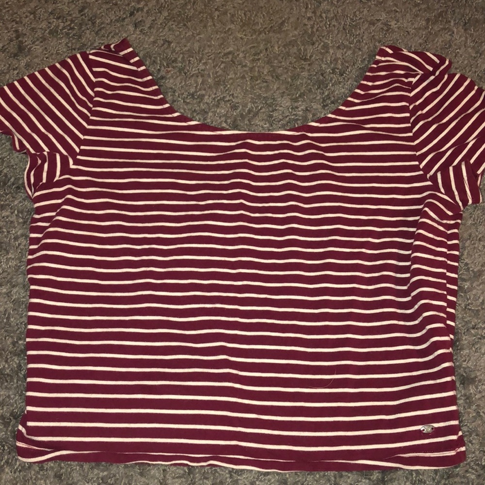 Short sleeve crop top